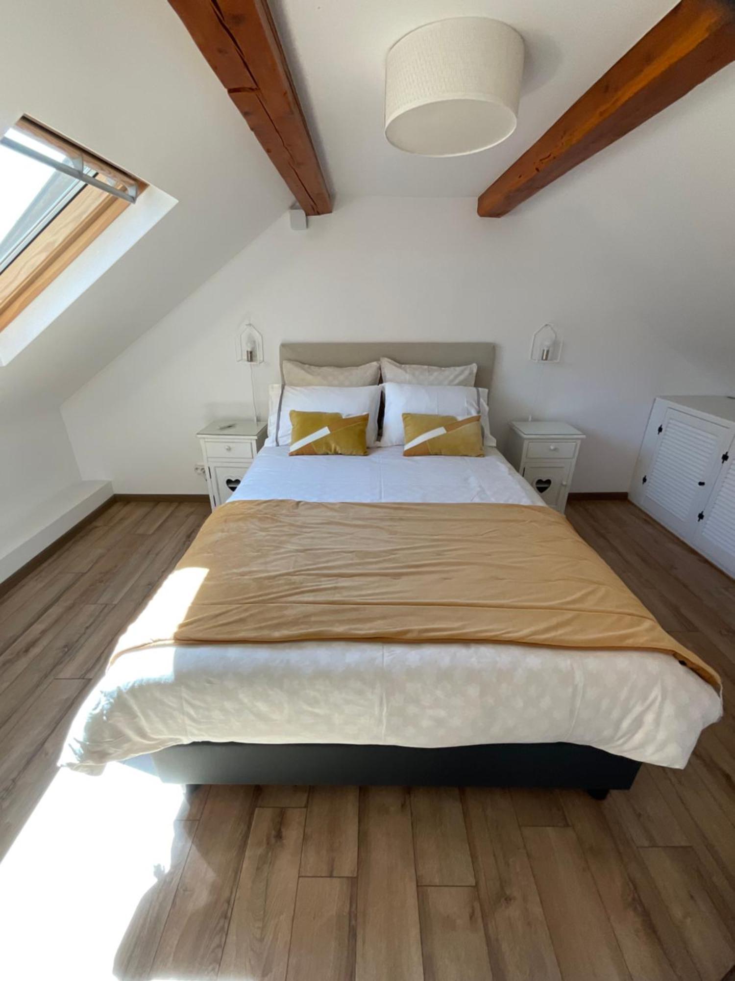 Villa Colonna Appartements 마노스크 외부 사진